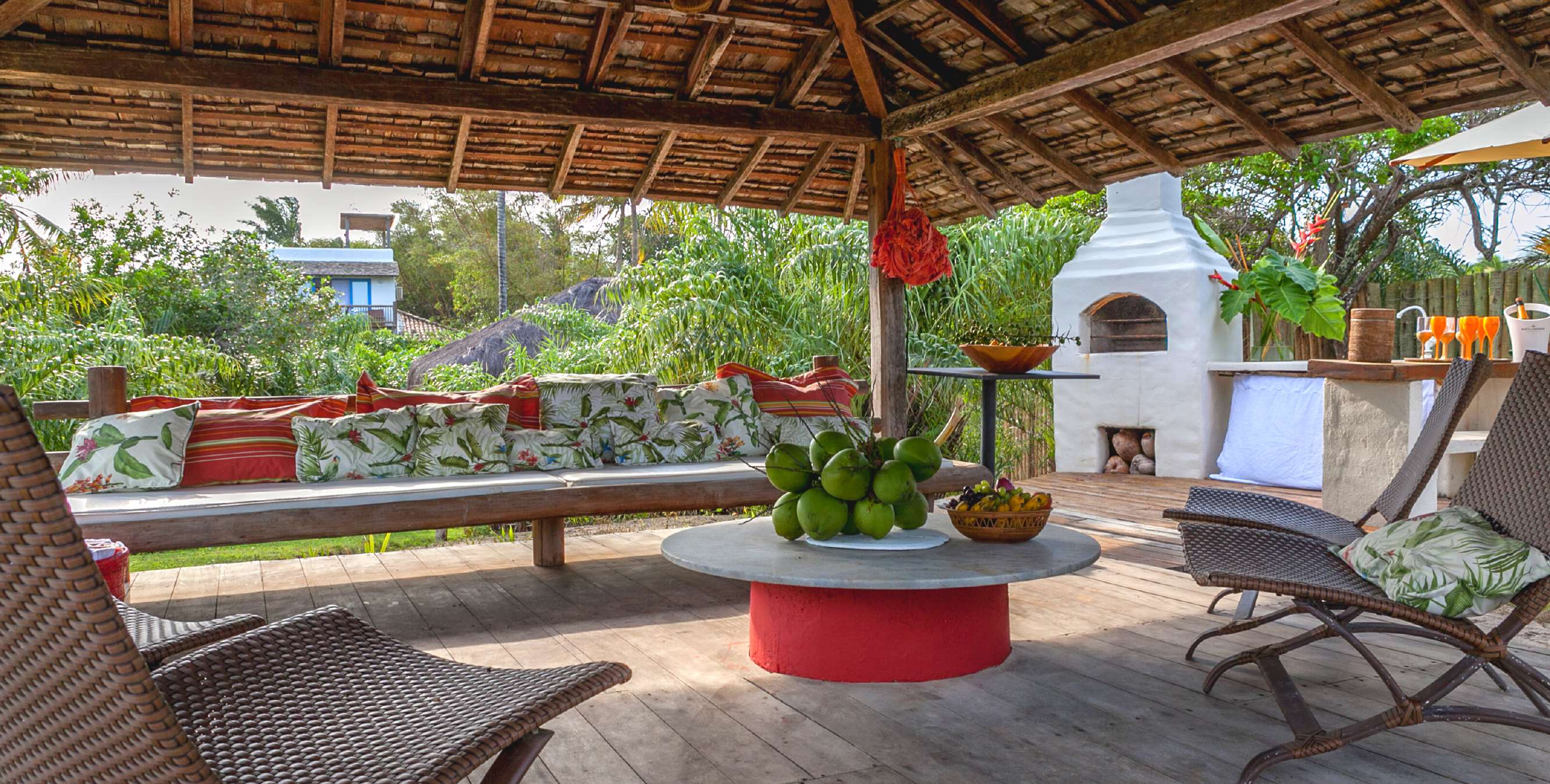 alugar casa na praia trancoso ba