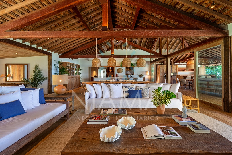 luxury beachfront villa trancoso