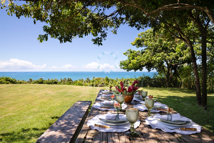 casa africa no condominio altos de trancoso