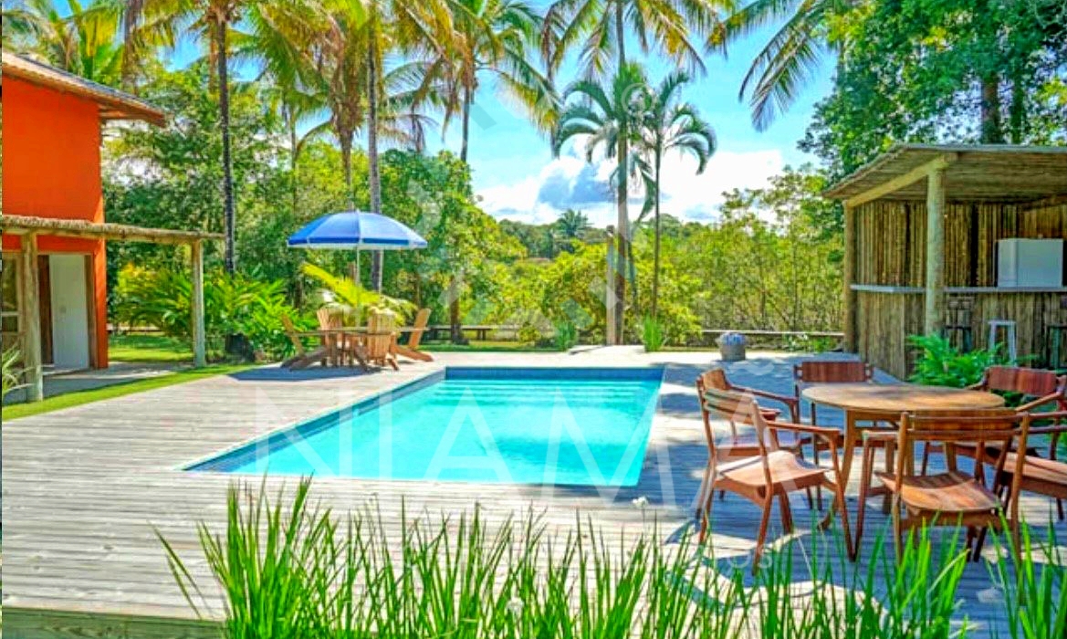 rent exclusive villas in trancoso bahia